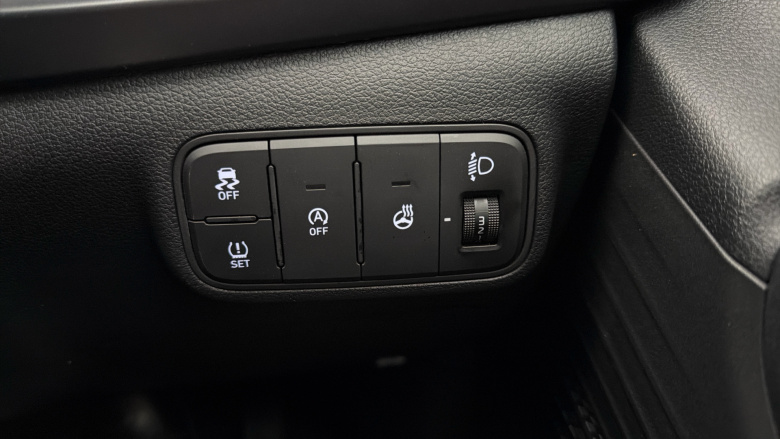 Hyundai i20 1.0T GDi 90 Black Line 5dr DCT Petrol Hatchback